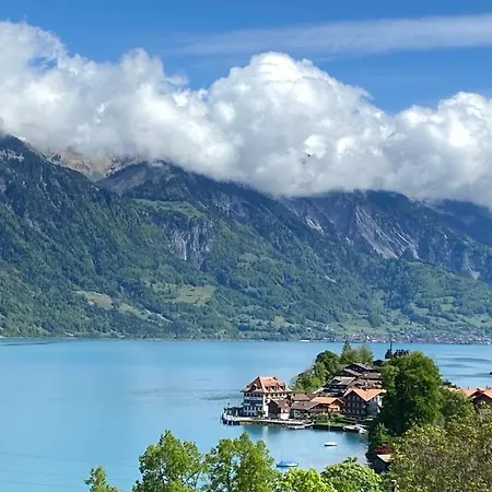 An In A Modern Swiss Chalet Appartamento *