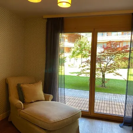 An In A Modern Swiss Chalet Apartamento *